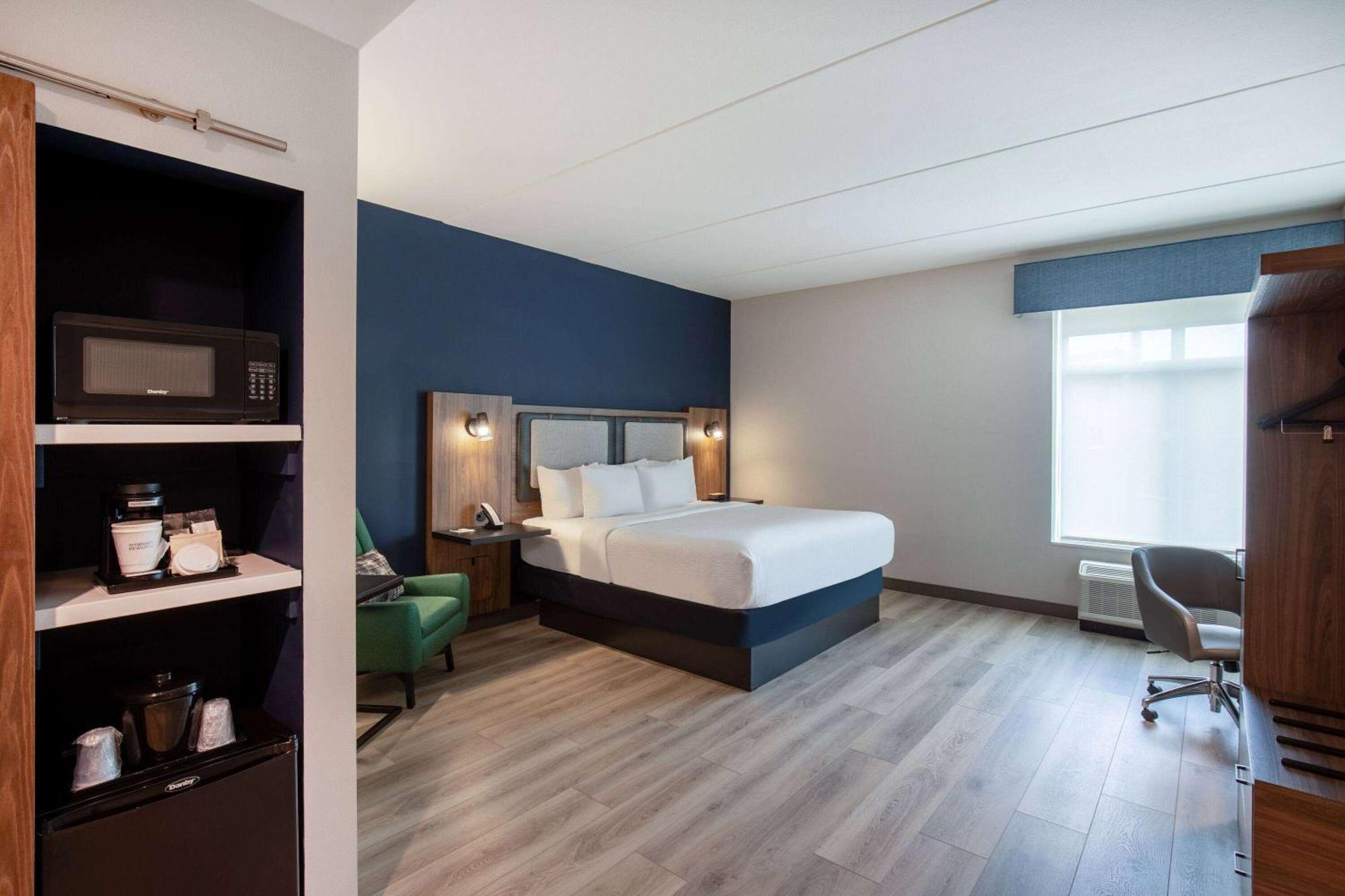 La Quinta Inn & Suites By Wyndham Chattanooga Downtown/South Buitenkant foto